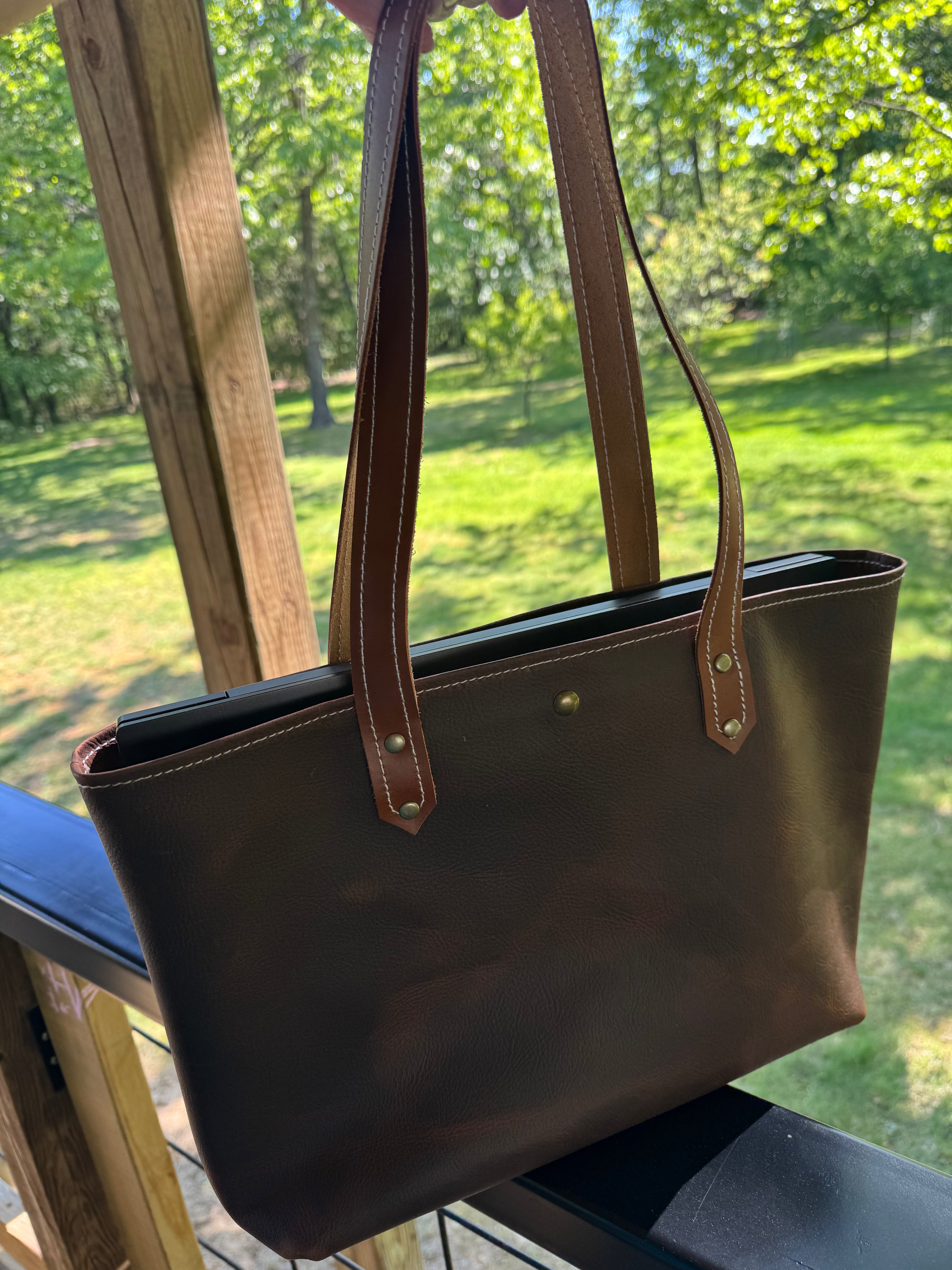 Leather tote
