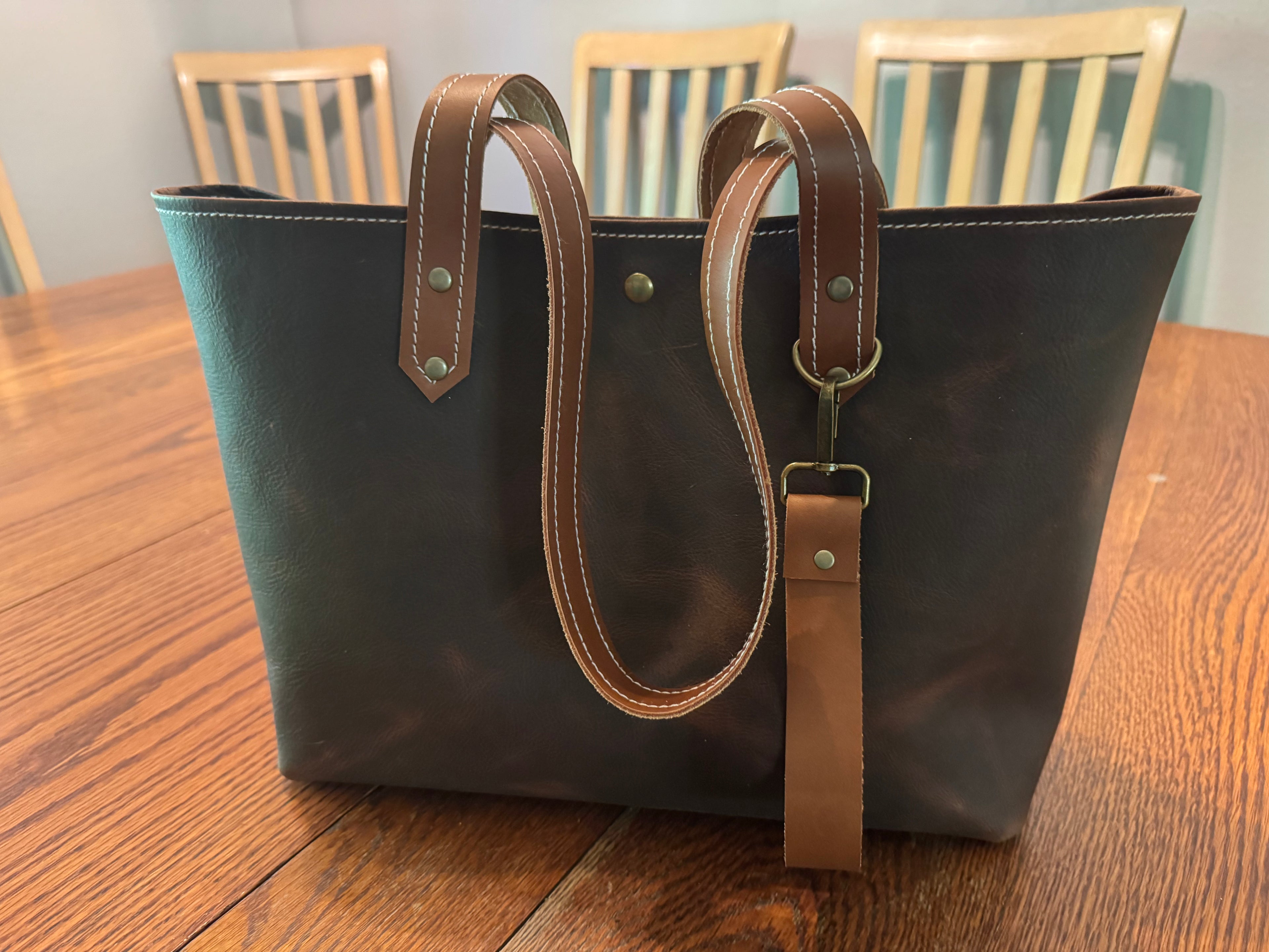 Leather tote