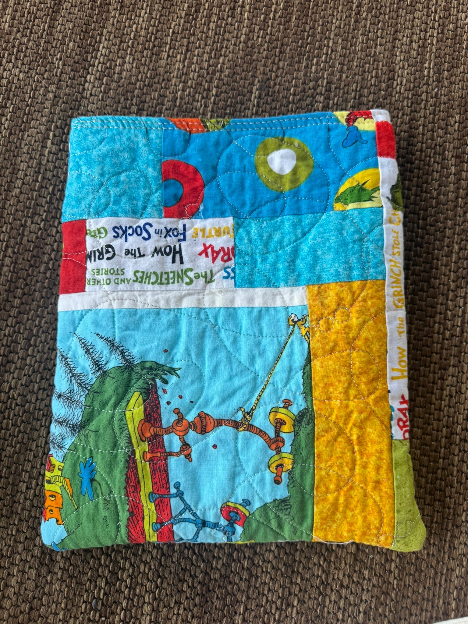 The Heirloom Reader Sleeve — Dr Seuss 1